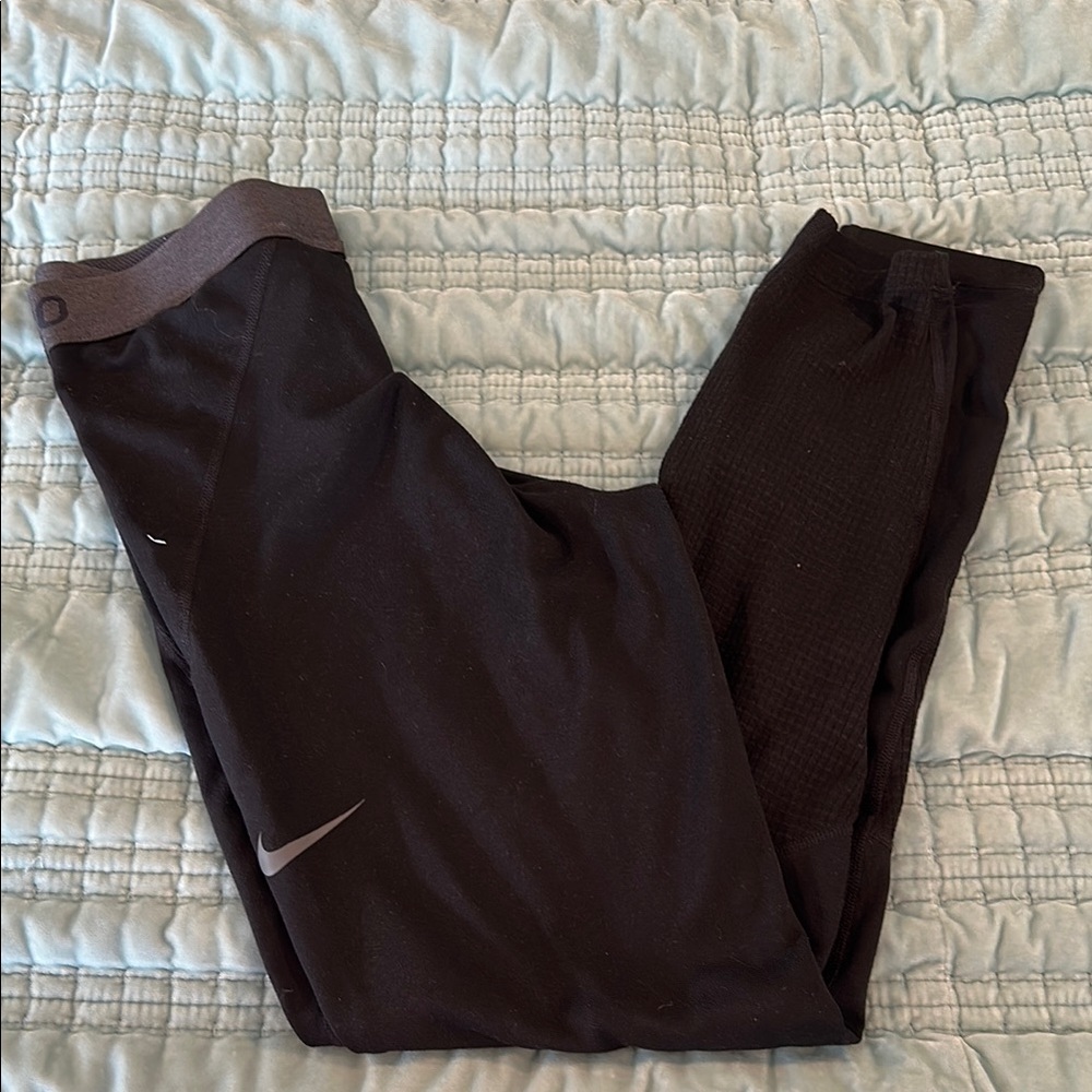 NIKE WOMEN'S PRO WARM MID-RISE BLACK TRAINING TIGHTS